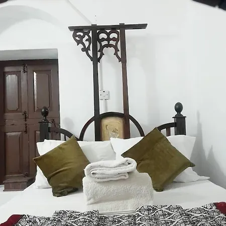 Gian Stone Town Apartment With Wi-Fi By Monalisa